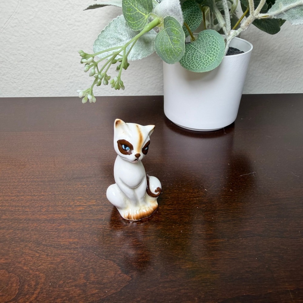 Vintage Ceramic Siamese‎ Cat Figurine Blue Eyes Mid Century Modern Mini
